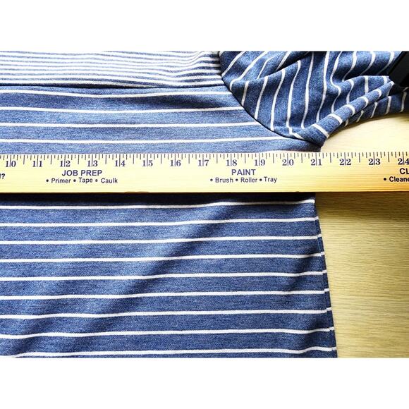 TOP/JONES NEW YORK-Blue Denim and Gray Color-Long Sleeves-Stripes-Size X Large - Picture 9 of 14